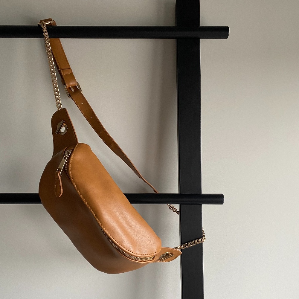 Faux leather fanny pack with chain
